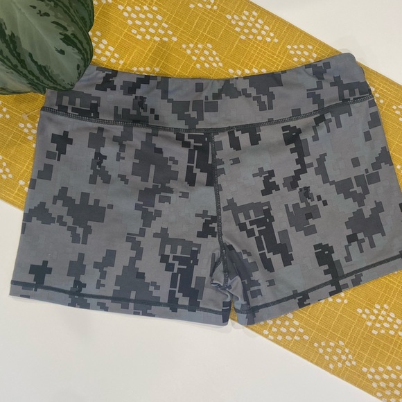 IAB no ride shorts - Picture 3 of 3